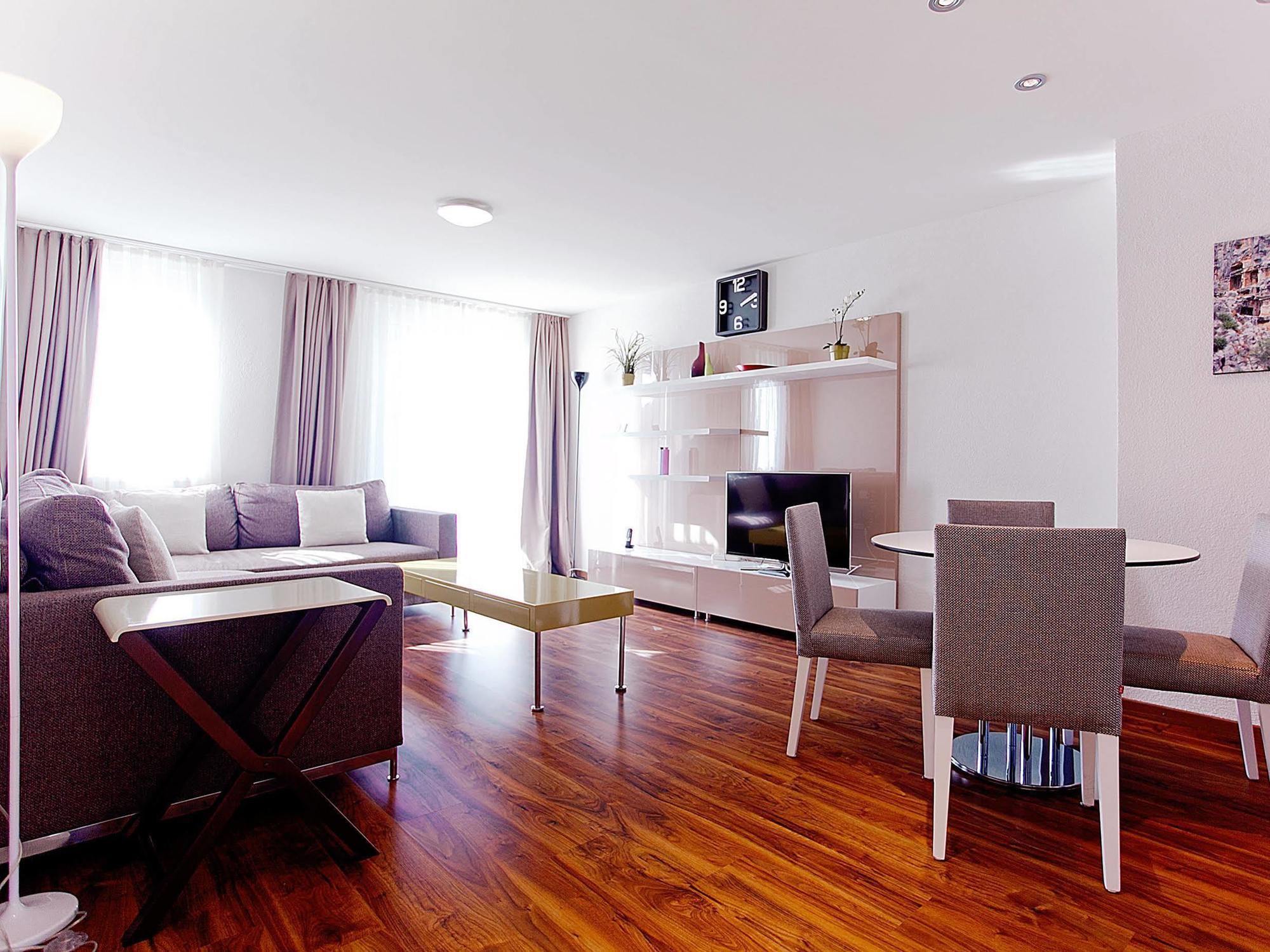 Premium Apartments By Livingdowntown Zürich Exteriör bild